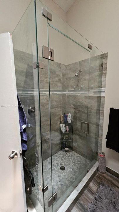 На продажу: $369,000 (2 спален, 2 ванн, 1184 Квадратных фут)