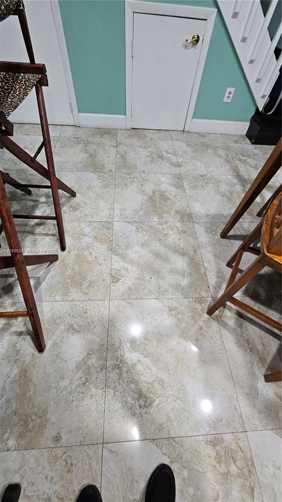 На продажу: $369,000 (2 спален, 2 ванн, 1184 Квадратных фут)