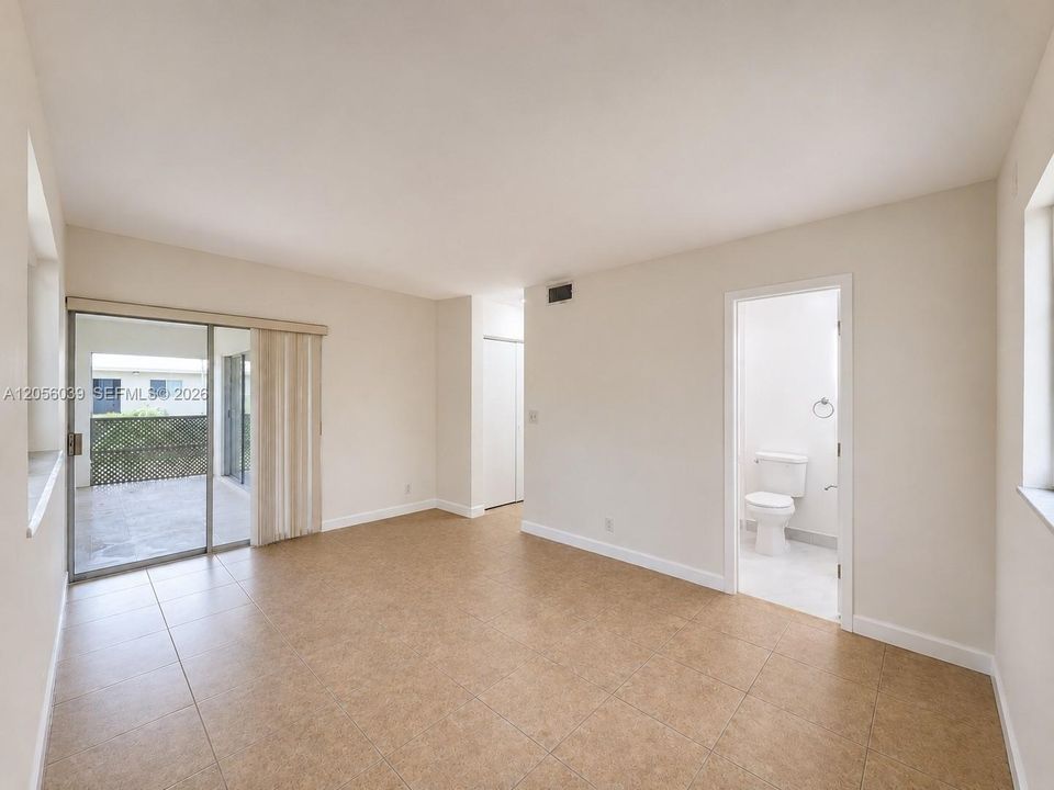 En Renta: $1,950 (2 camas, 2 baños, 13413 Pies cuadrados)