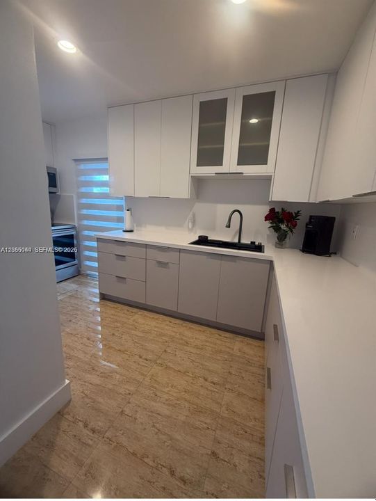 На продажу: $595,000 (3 спален, 2 ванн, 1252 Квадратных фут)