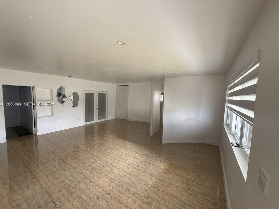На продажу: $595,000 (3 спален, 2 ванн, 1252 Квадратных фут)