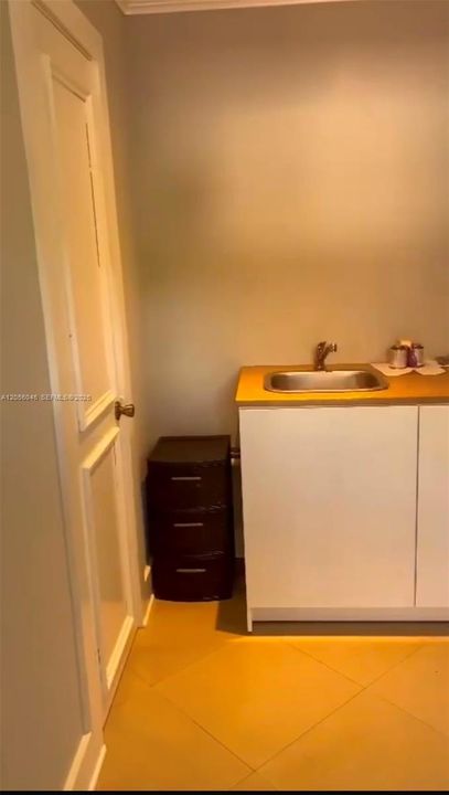 В аренду: $1,500 (0 спален, 1 ванн, 0 Квадратных фут)