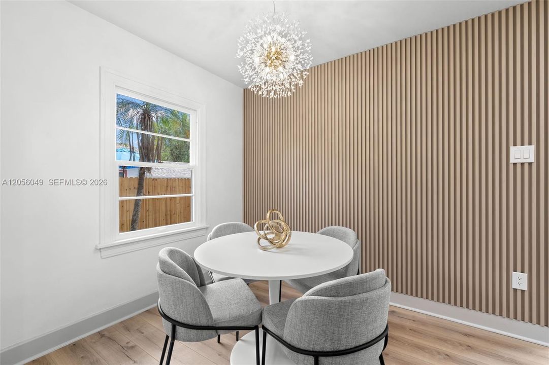 В аренду: $3,500 (3 спален, 2 ванн, 1261 Квадратных фут)
