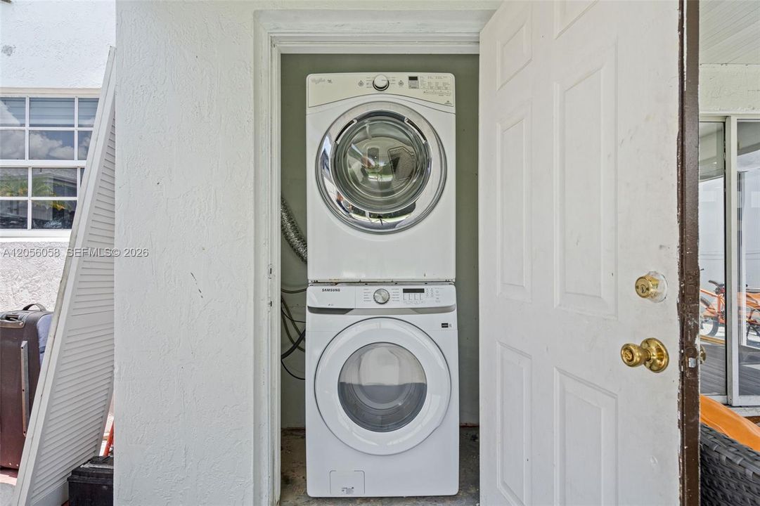 En Renta: $3,700 (4 camas, 2 baños, 1567 Pies cuadrados)