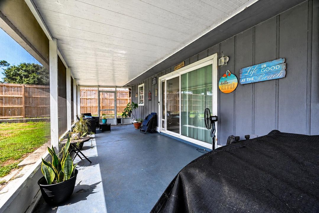 Screened Patio