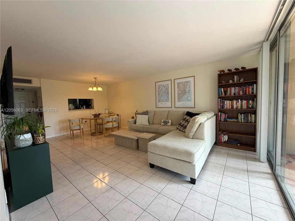 Dinning / Living Room