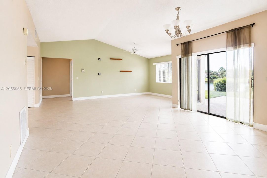 На продажу: $949,900 (4 спален, 3 ванн, 3111 Квадратных фут)