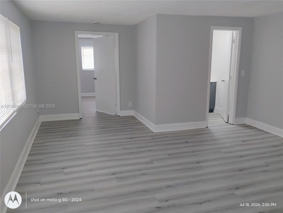В аренду: $2,250 (4 спален, 2 ванн, 5068 Квадратных фут)