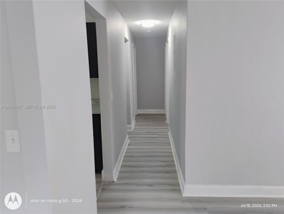В аренду: $2,250 (4 спален, 2 ванн, 5068 Квадратных фут)