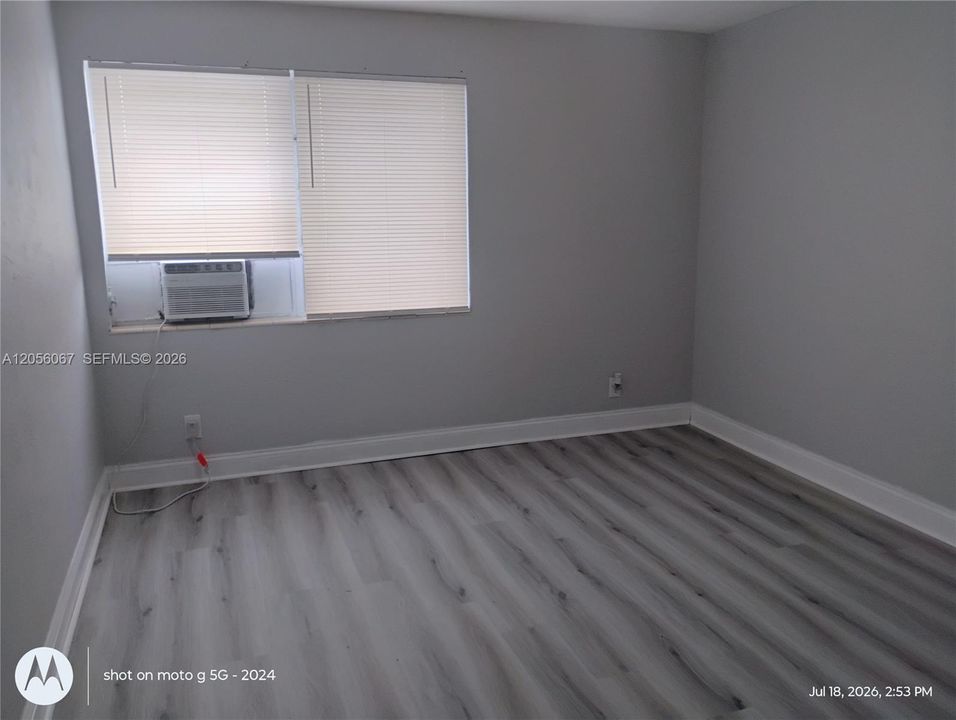 В аренду: $2,250 (4 спален, 2 ванн, 5068 Квадратных фут)