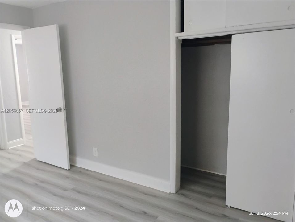 В аренду: $2,250 (4 спален, 2 ванн, 5068 Квадратных фут)