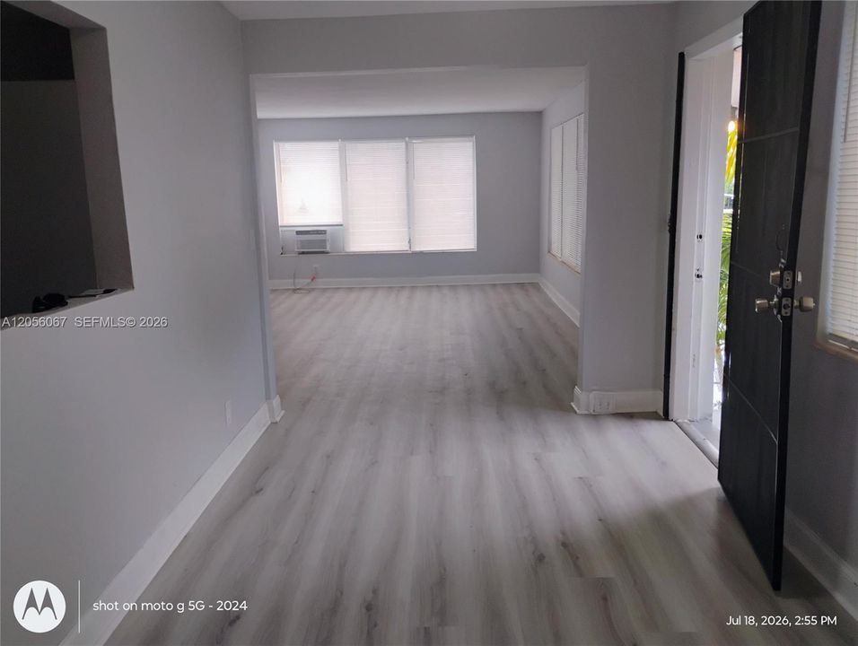 В аренду: $2,250 (4 спален, 2 ванн, 5068 Квадратных фут)