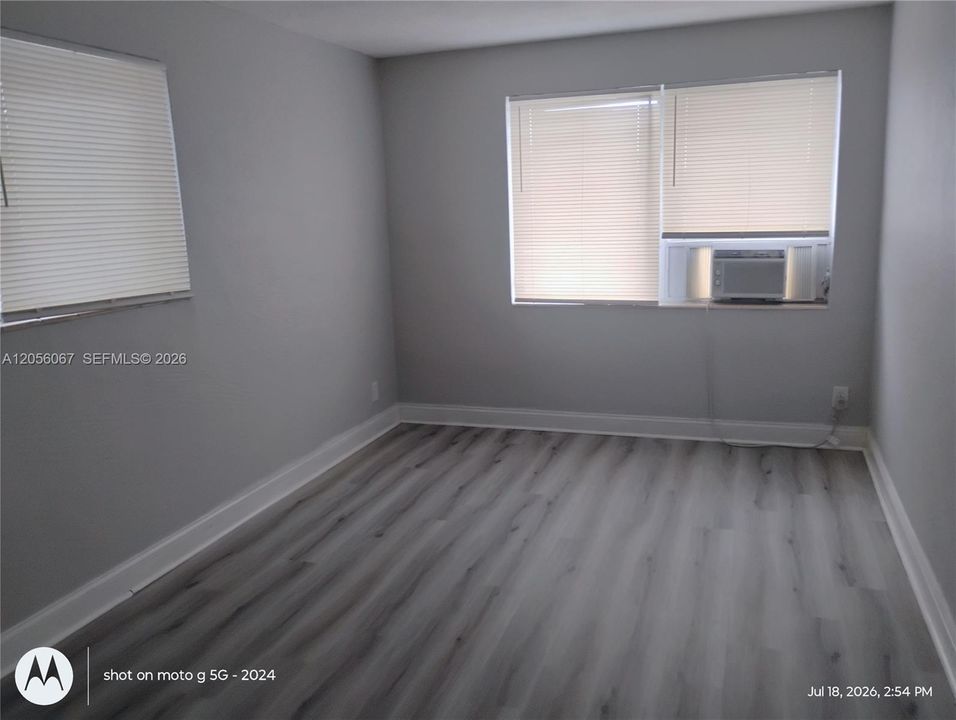 В аренду: $2,250 (4 спален, 2 ванн, 5068 Квадратных фут)
