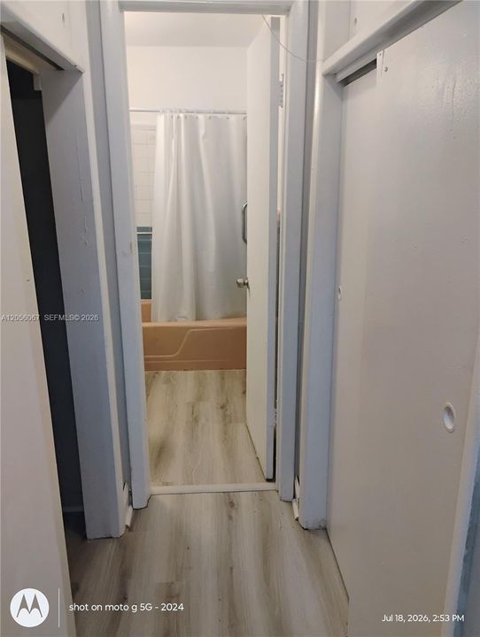 В аренду: $2,250 (4 спален, 2 ванн, 5068 Квадратных фут)