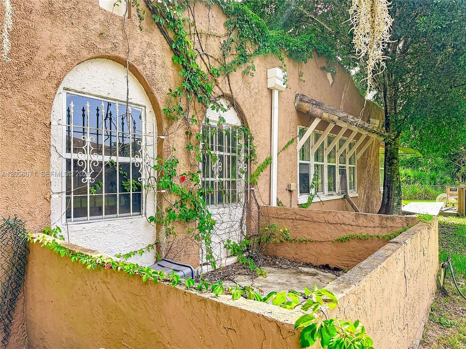 For Sale: $174,900 (3 beds, 1 baths, 0 Square Feet)