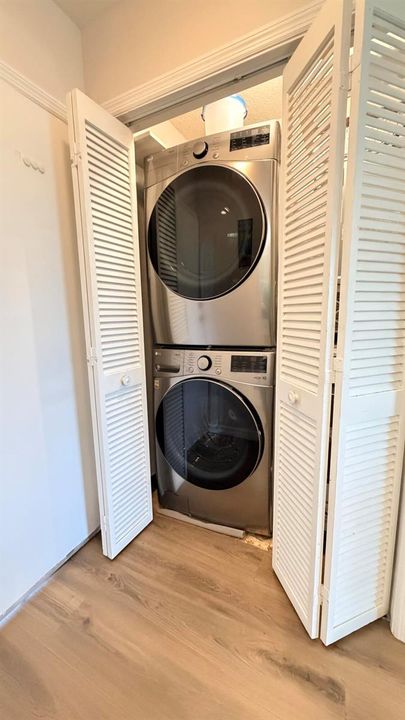 Heavy duty washer and dryer