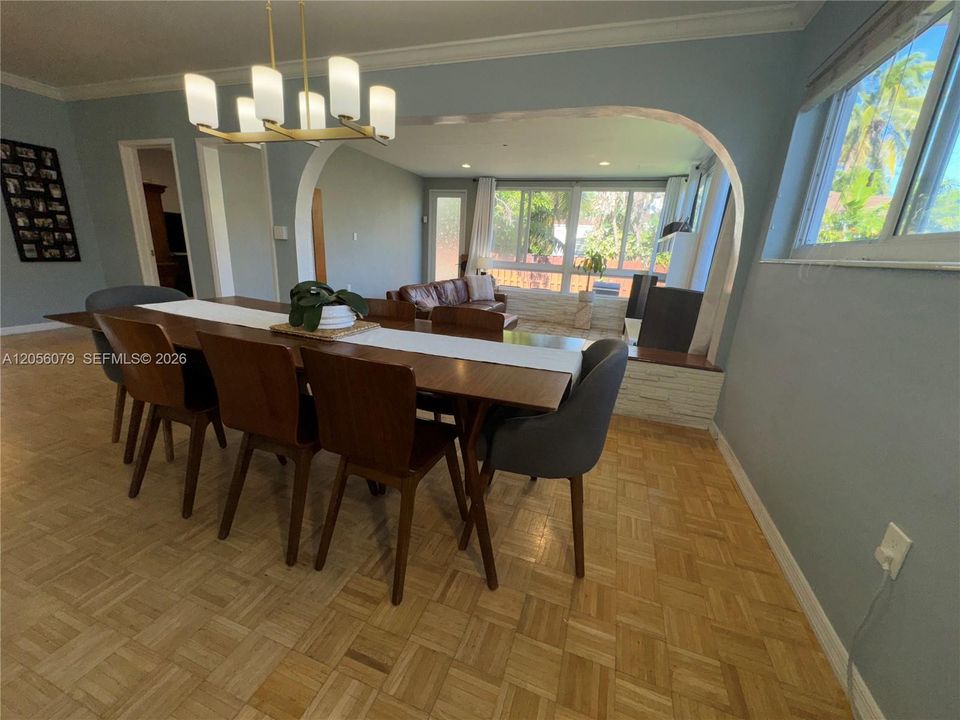 En Renta: $6,700 (3 camas, 2 baños, 1532 Pies cuadrados)