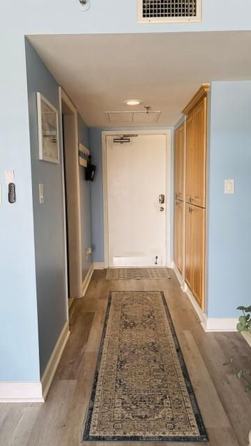 503 Condo entrance