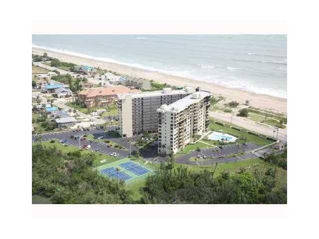 Sea Pointe Towers