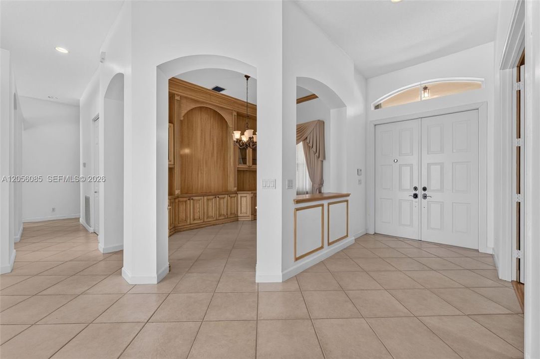 En Renta: $5,795 (4 camas, 3 baños, 3119 Pies cuadrados)