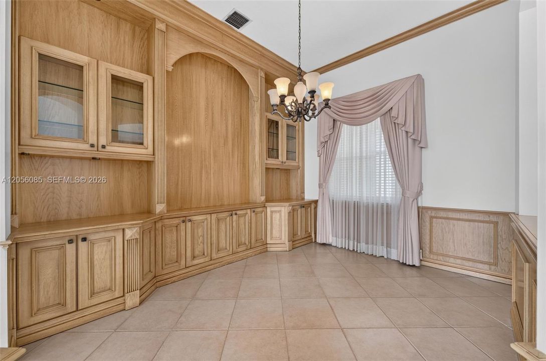 En Renta: $5,795 (4 camas, 3 baños, 3119 Pies cuadrados)