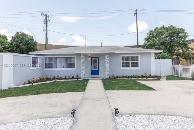 For Sale: $575,000 (4 beds, 3 baths, 1732 Square Feet)