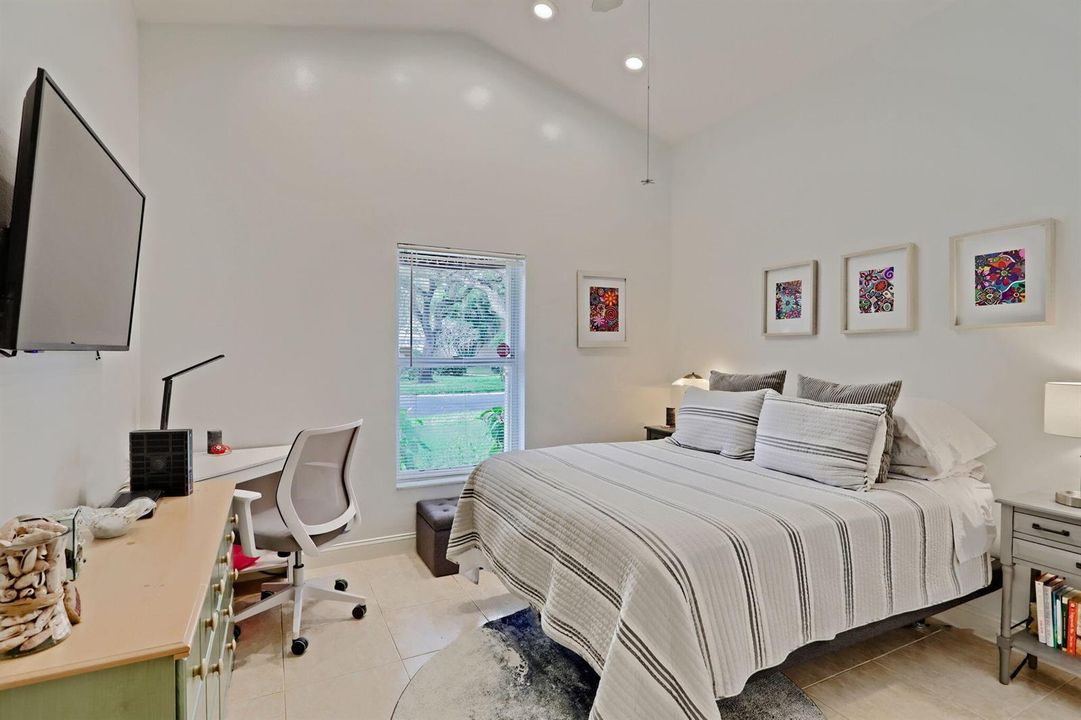 52-web-or-mls-25_320a9169-hdr(7)