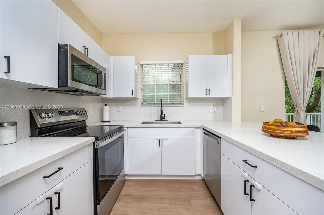 待售: $478,000 (3 贝兹, 2 浴室, 1680 平方英尺)