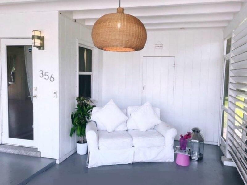 Front Porch Area
