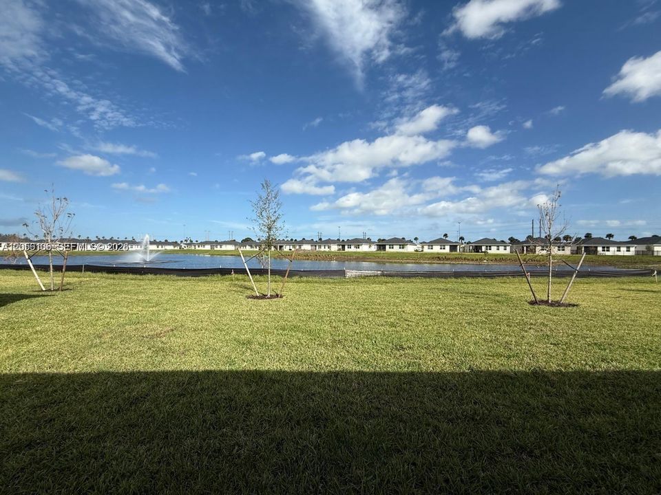 For Sale: $400,000 (3 beds, 2 baths, 1654 Square Feet)