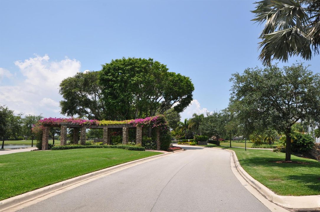 Stonebridge entrance