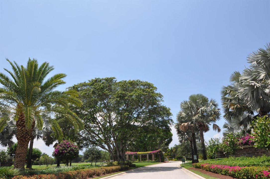 Stonebridge entrance