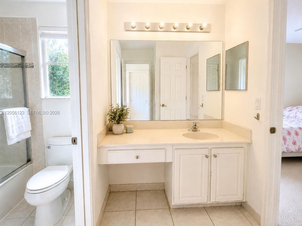 В аренду: $6,950 (5 спален, 4 ванн, 3041 Квадратных фут)