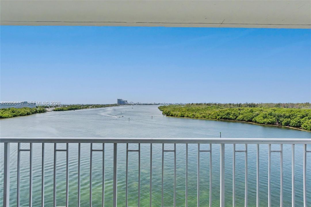En Venta: $850,000 (2 camas, 2 baños, 1295 Pies cuadrados)