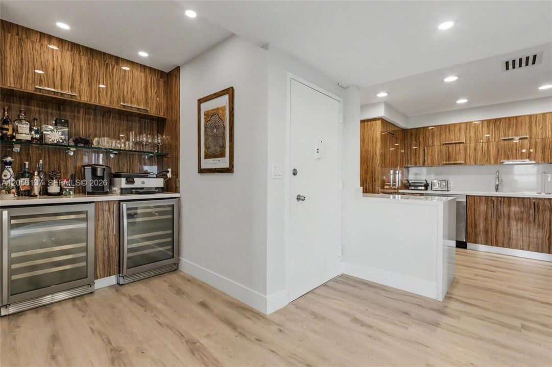 En Venta: $850,000 (2 camas, 2 baños, 1295 Pies cuadrados)