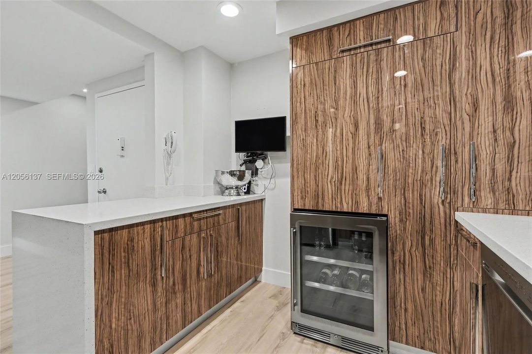 En Venta: $850,000 (2 camas, 2 baños, 1295 Pies cuadrados)