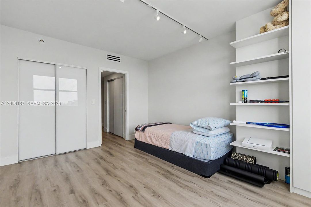 En Venta: $850,000 (2 camas, 2 baños, 1295 Pies cuadrados)