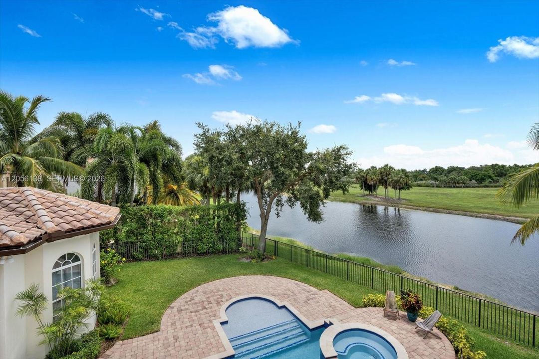 En Venta: $2,695,000 (6 camas, 6 baños, 5064 Pies cuadrados)