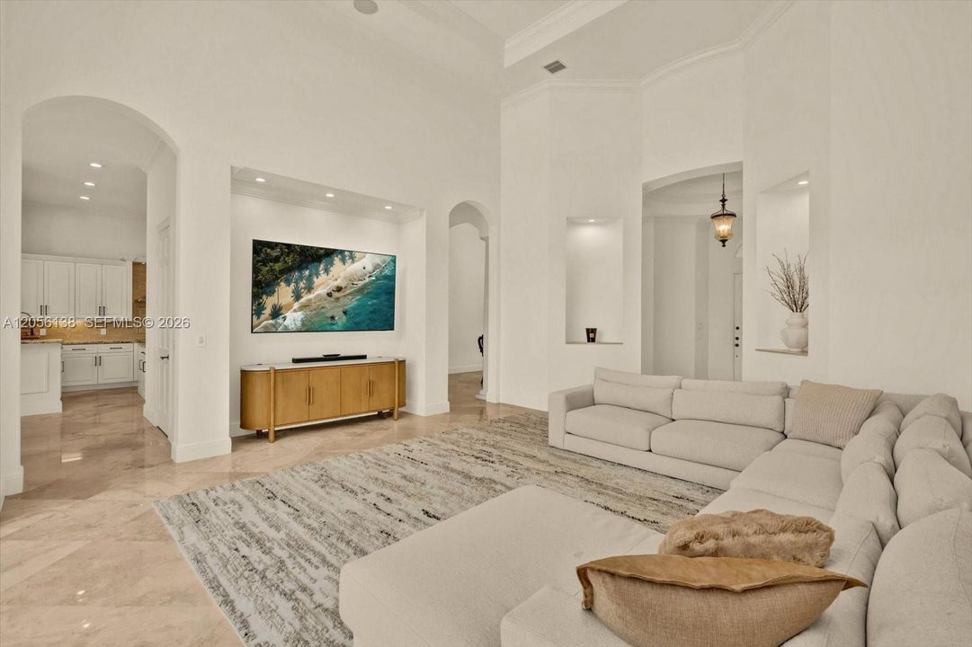En Venta: $2,695,000 (6 camas, 6 baños, 5064 Pies cuadrados)
