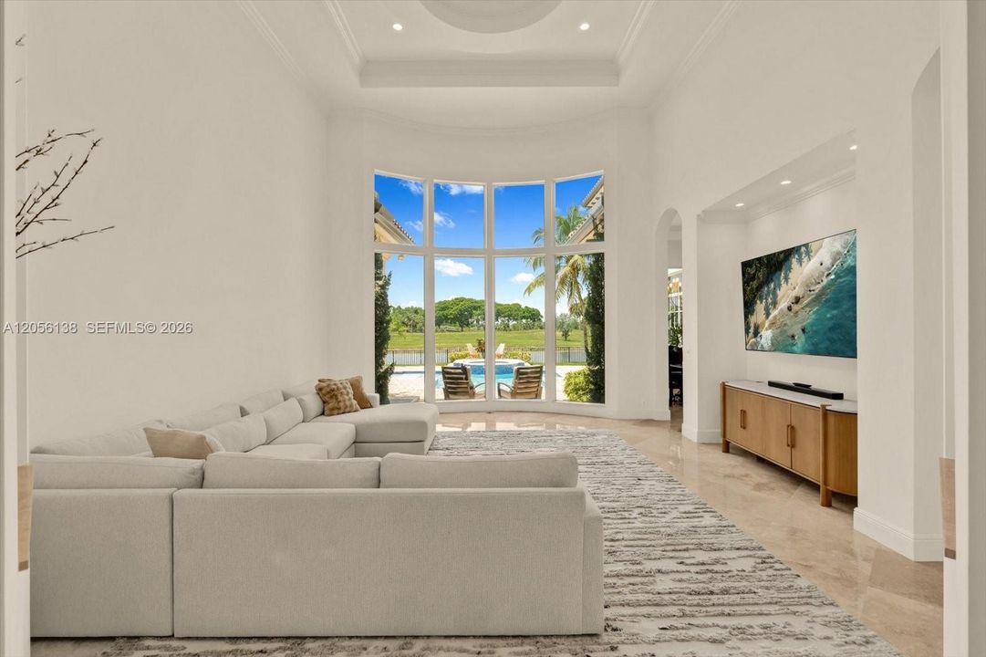 En Venta: $2,695,000 (6 camas, 6 baños, 5064 Pies cuadrados)