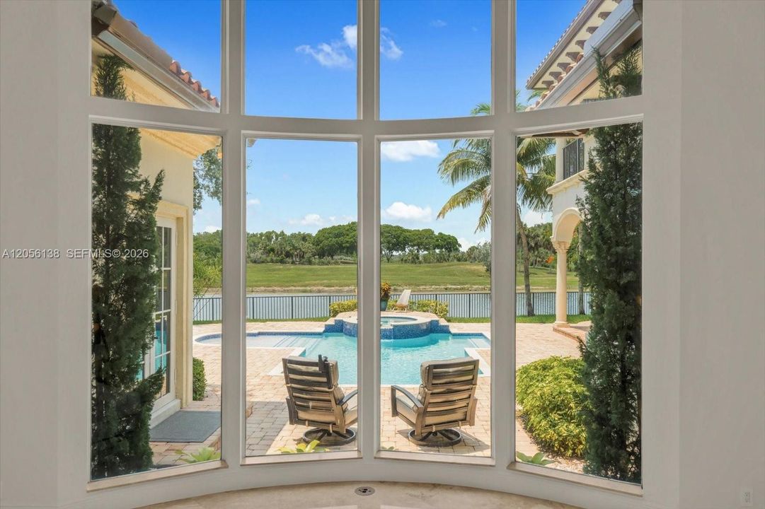 En Venta: $2,695,000 (6 camas, 6 baños, 5064 Pies cuadrados)