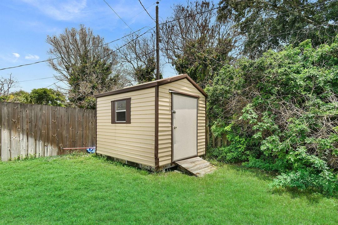 Shed