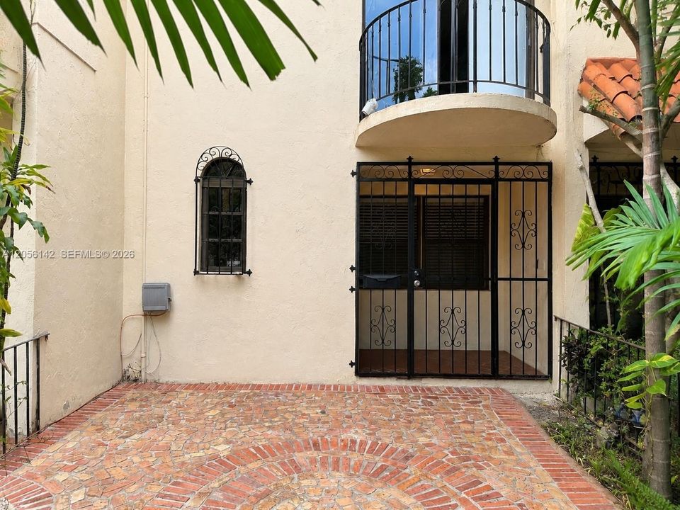 En Renta: $2,950 (2 camas, 2 baños, 1507 Pies cuadrados)