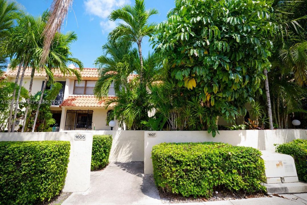 En Renta: $2,950 (2 camas, 2 baños, 1507 Pies cuadrados)