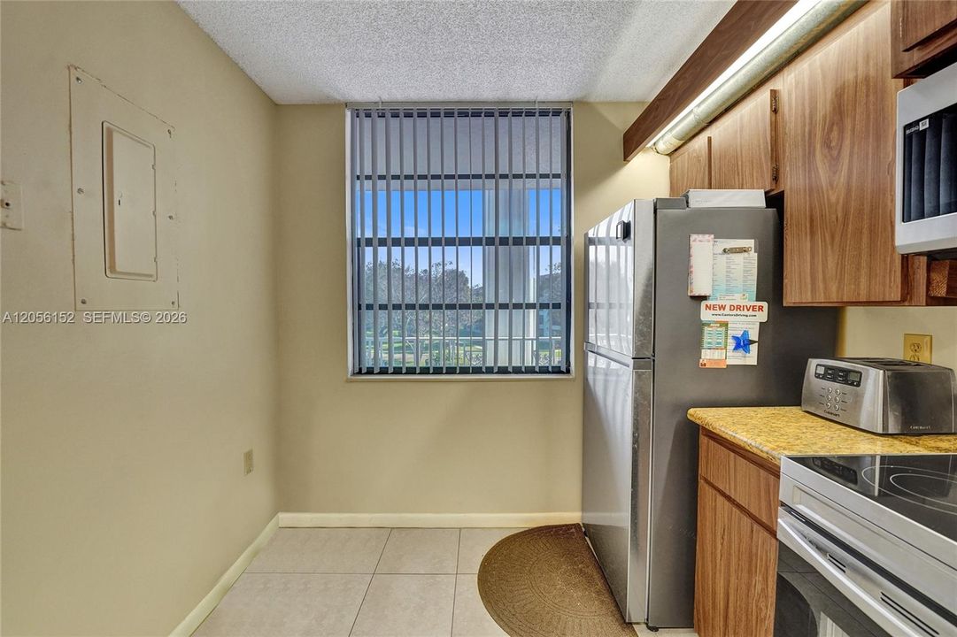En Venta: $249,900 (2 camas, 2 baños, 1385 Pies cuadrados)