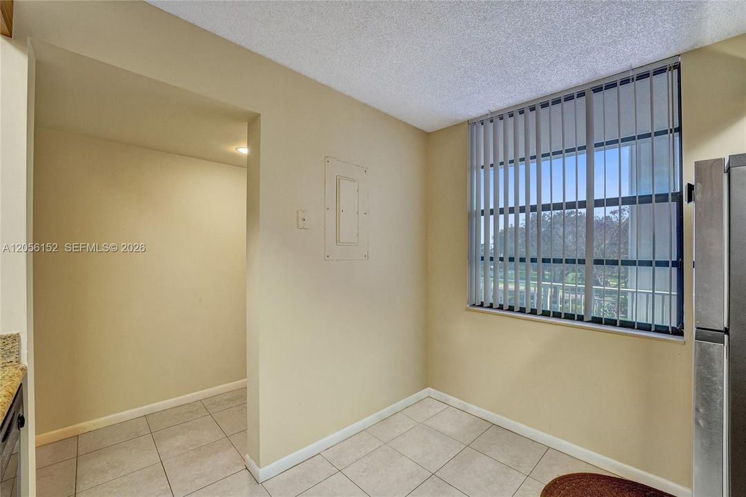 En Venta: $249,900 (2 camas, 2 baños, 1385 Pies cuadrados)
