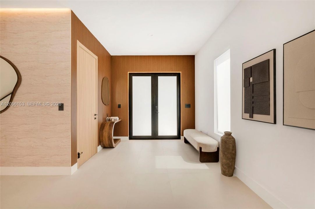 For Rent: $14,000 (4 beds, 3 baths, 2558 Square Feet)