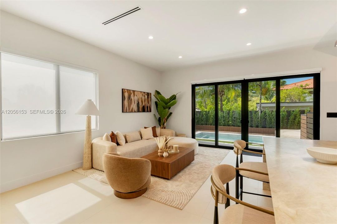 For Rent: $14,000 (4 beds, 3 baths, 2558 Square Feet)