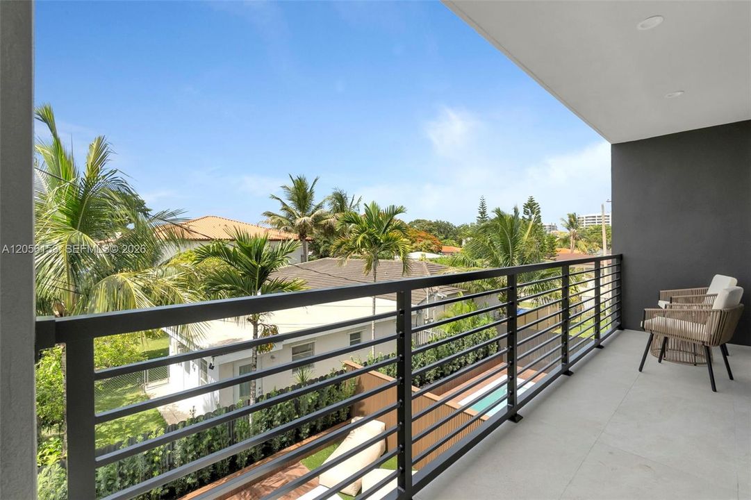 For Rent: $14,000 (4 beds, 3 baths, 2558 Square Feet)