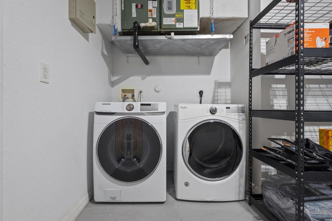 WASHER AND DRYER IN 1CAR GARAGE